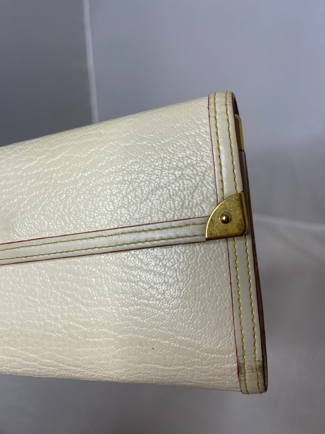 Louis Vuitton Suhali Cream/White & red border international wallet